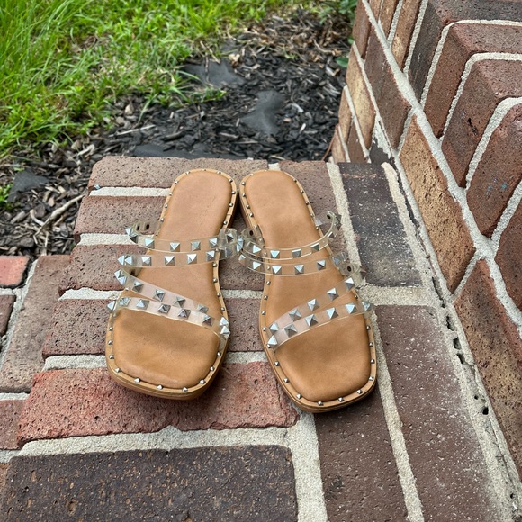 Studded Rhinestone Clear Sandals Size 10 - Picture 4 of 5